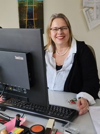 Pfarrsekretärin Claudi Greiveldinger